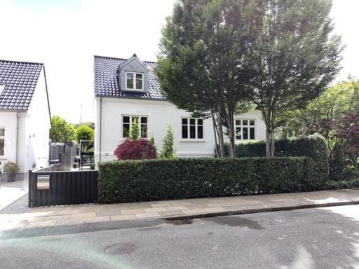 Vaerelser I Midtbyen - 117 M2 Apartment Herning Bagian luar foto